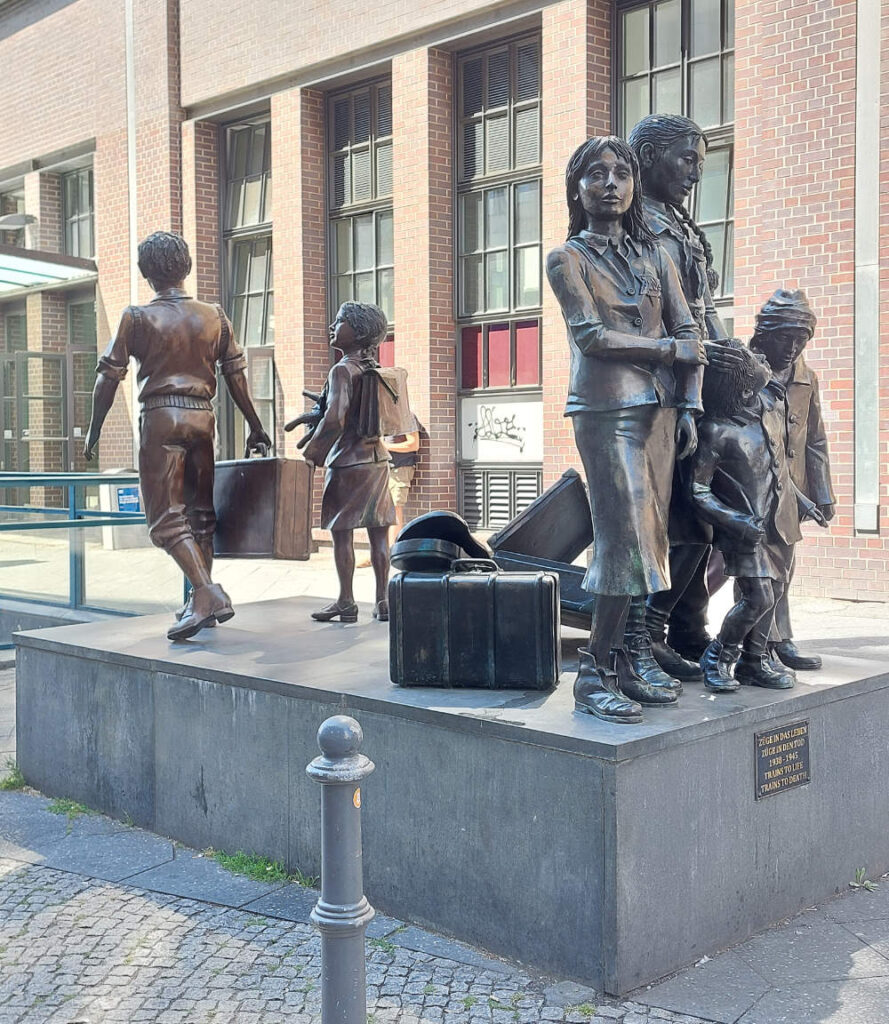 Dekmal Friedrichstraße